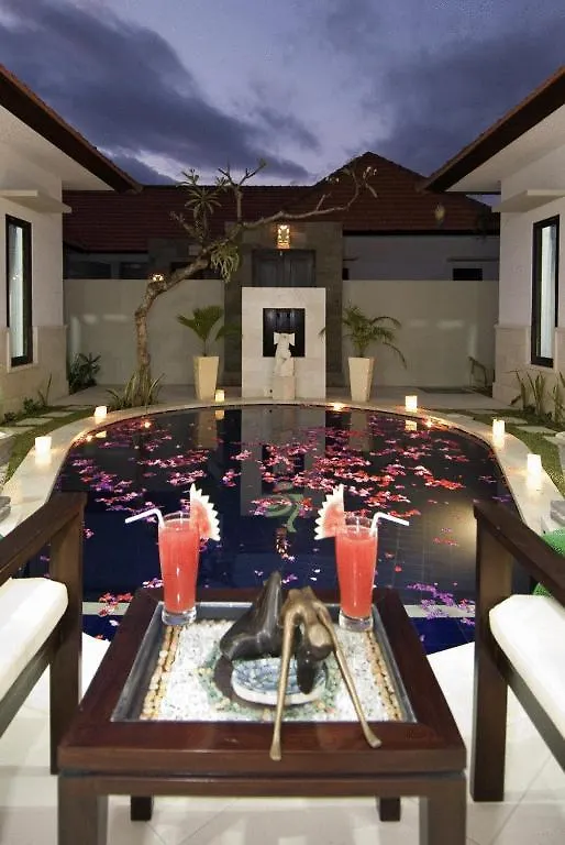 Lake Grace Villa Kuta Lombok 0*,