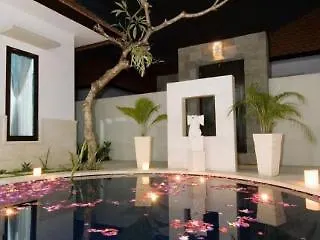 Lake Grace Villa Kuta  0*, Kuta (Bali)