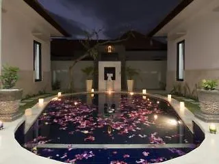 Lake Grace Villa Kuta